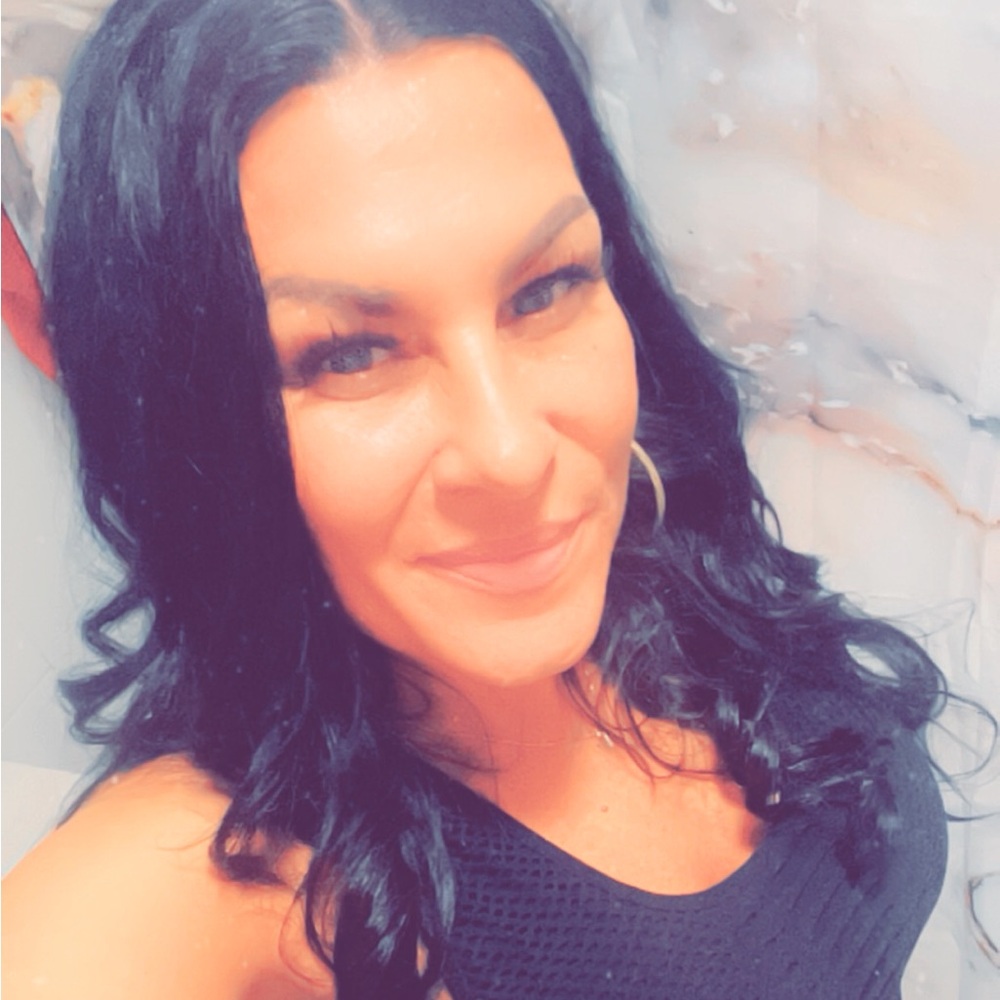 Meet your Posher, Michele